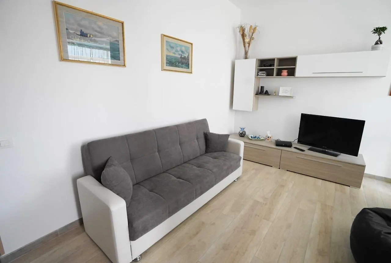 Moralma Apartment Sarzana 0*,  Italy